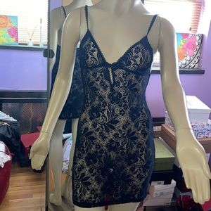 NWT Victoria’s Secret lace undergarment chemise S